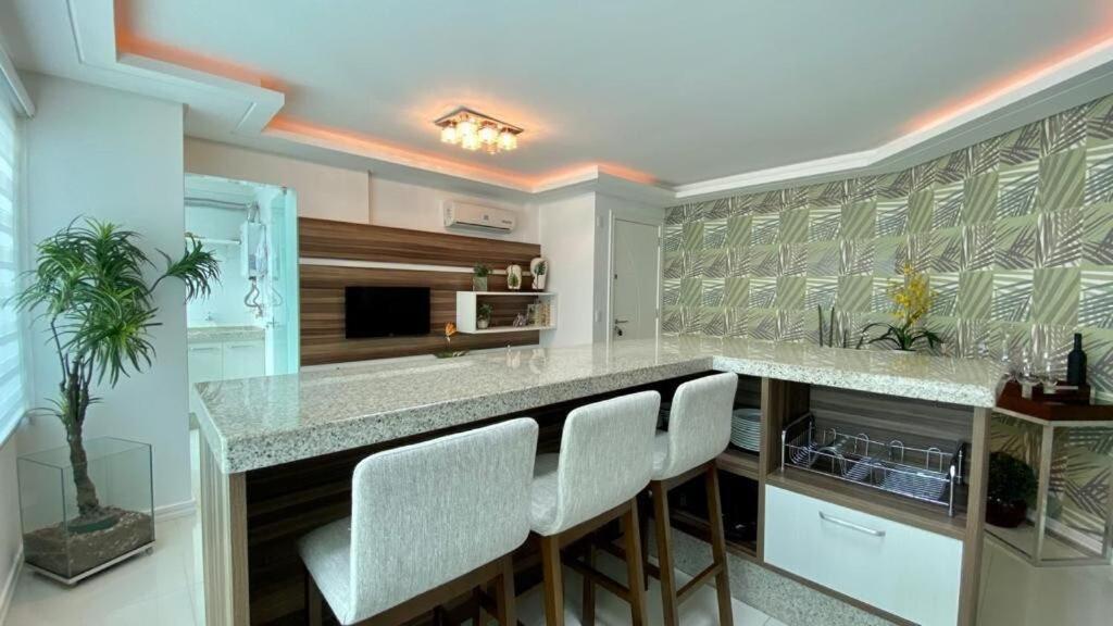 Solar Das Ilhas - Aconchegante Apartamento Na Linda Praia De 4 Ilhas ボンビーニャス エクステリア 写真