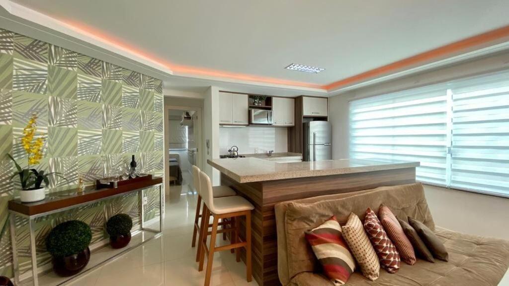 Solar Das Ilhas - Aconchegante Apartamento Na Linda Praia De 4 Ilhas ボンビーニャス エクステリア 写真