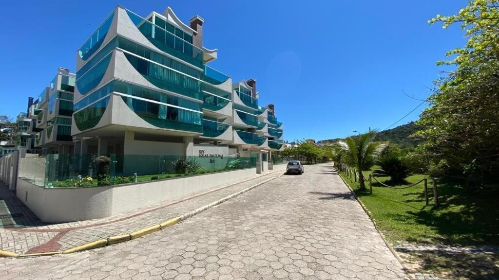 Solar Das Ilhas - Aconchegante Apartamento Na Linda Praia De 4 Ilhas ボンビーニャス エクステリア 写真